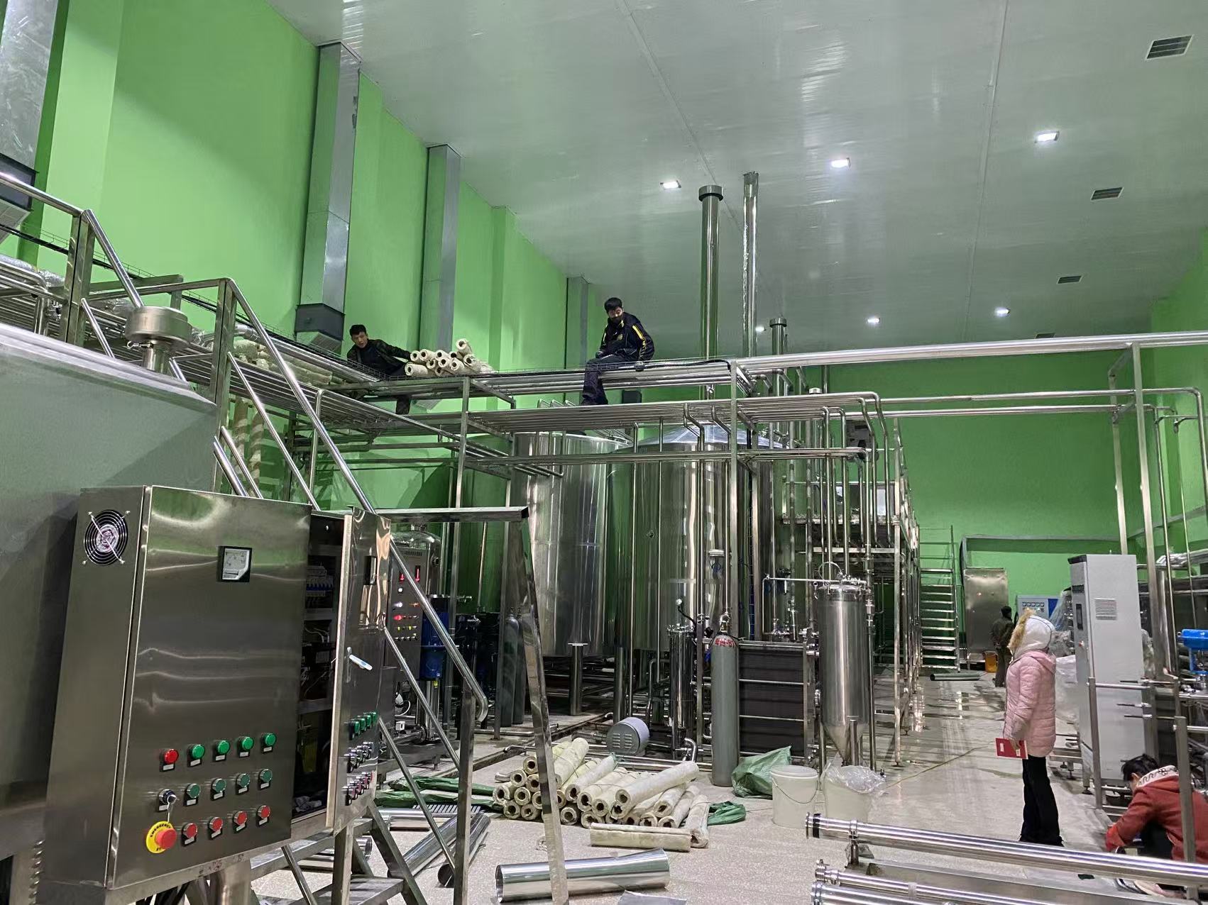 西和精酿啤酒设备厂—精酿啤酒设备制造:传承工艺与创新科技的交融